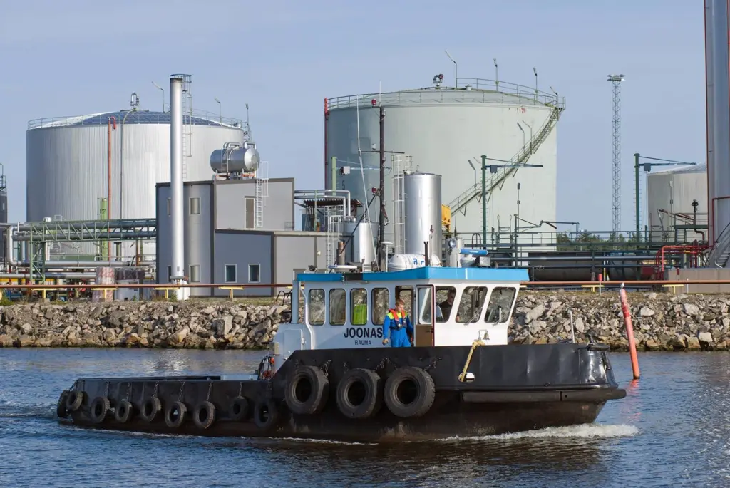 'Joonas' was one of two Hakans tugs taking part in the exercise (Alfons Hakans)