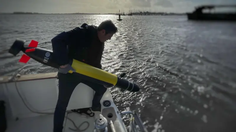 SEA360 combines both cutting edge technologies for data collection and the expertise of Neotek's highly skilled data processing team