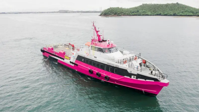 Penguin International's Flex 42X multi-role crewboat