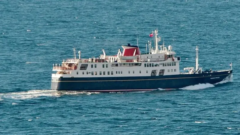 1200px-Hebridean_Princess_IMG_2999_(28509765812)
