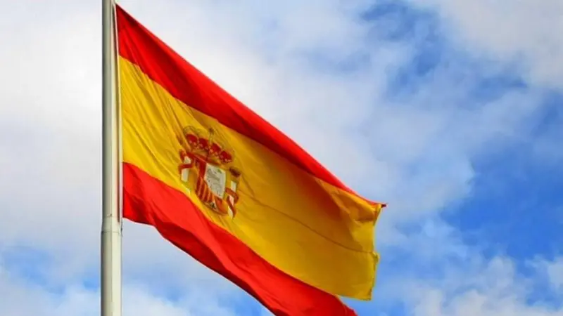 Spain's economic development minister has sent a second proposal to the EC regarding the country's stevedoring model. Credit: Grey World.