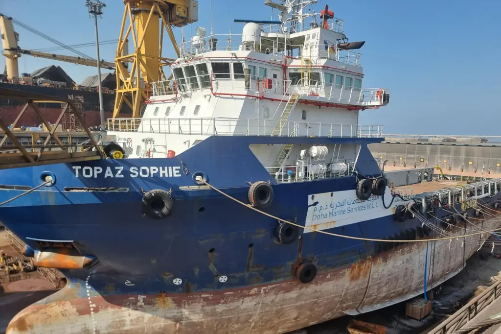 Royston and OSV Topaz Sophie