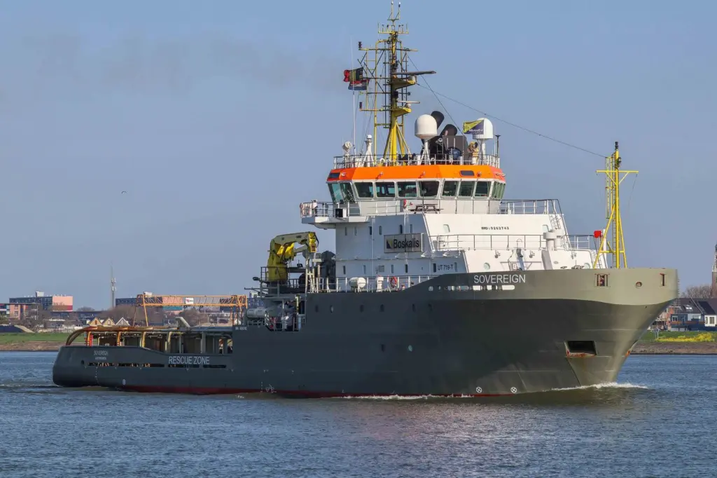 Boskalis operates a large fleet of seagoing tugs under its offshore energy and tranport banners (Peter Barker)