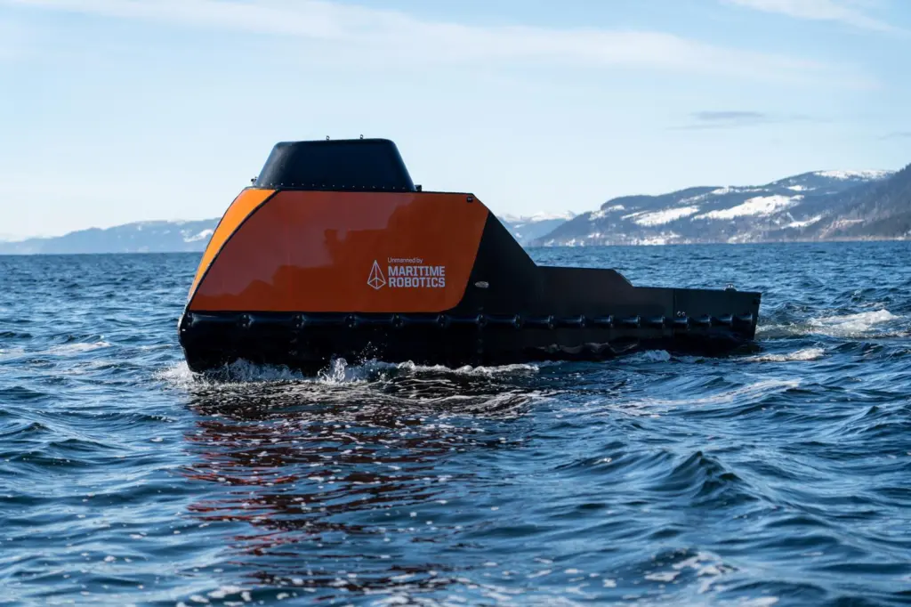 a MaritimeRobotics-MarinerX-04