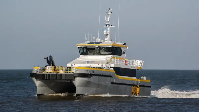 HST Swansea, the latest StratCat 27 from Strategic Marine - a hybrid CTV