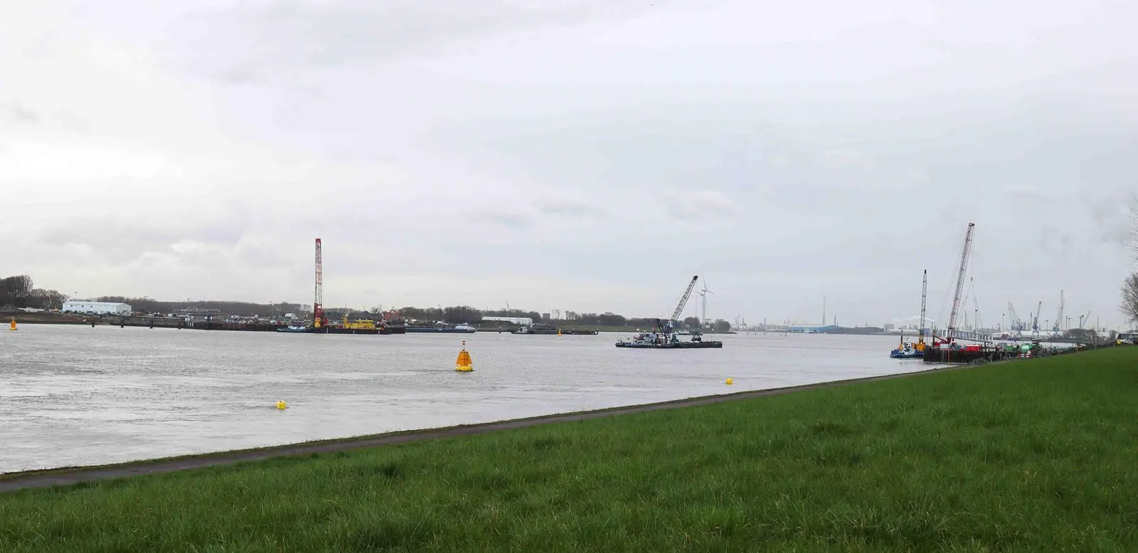 Navigation was restricted at times during construction (Peter Barker)