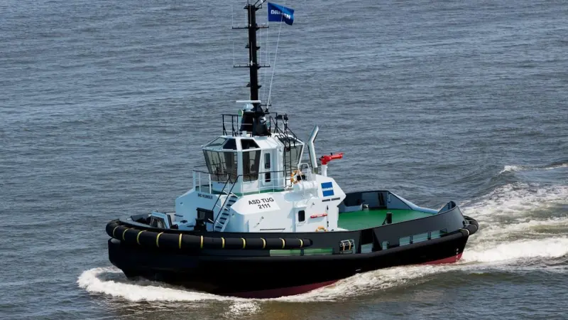 The ASD Tug 2111 delivers 50tbp from a hull just 21m in length (Damen)