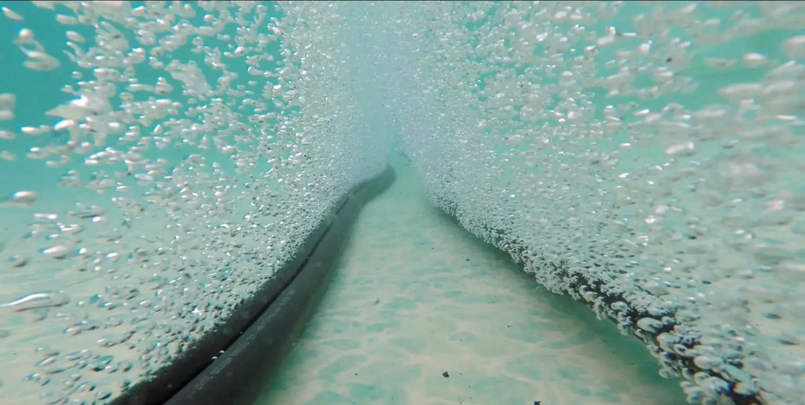 Bubble Curtains - Bubble Tubing technology lab demonstration