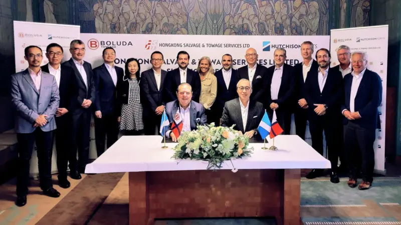 The Boluda Hutchison Ports signing ceremony (Boluda)