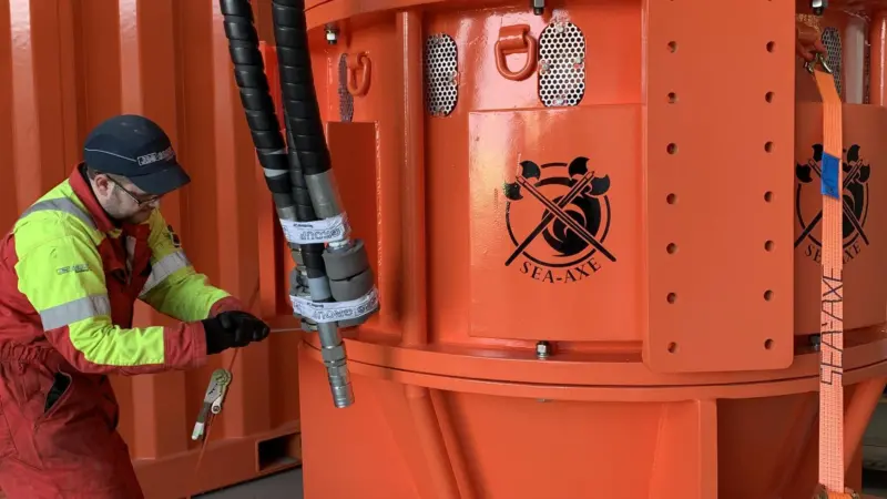 Sea Axe cutting tool