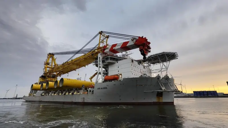 Jan De Nul Group - Les Alizés leaves Eemshaven to install first MP for BR3-GW3 - 08.2023