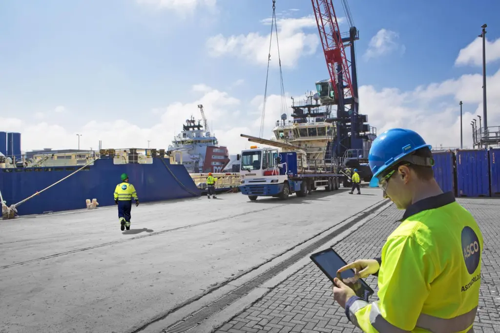 ASCO operations on the quayside
