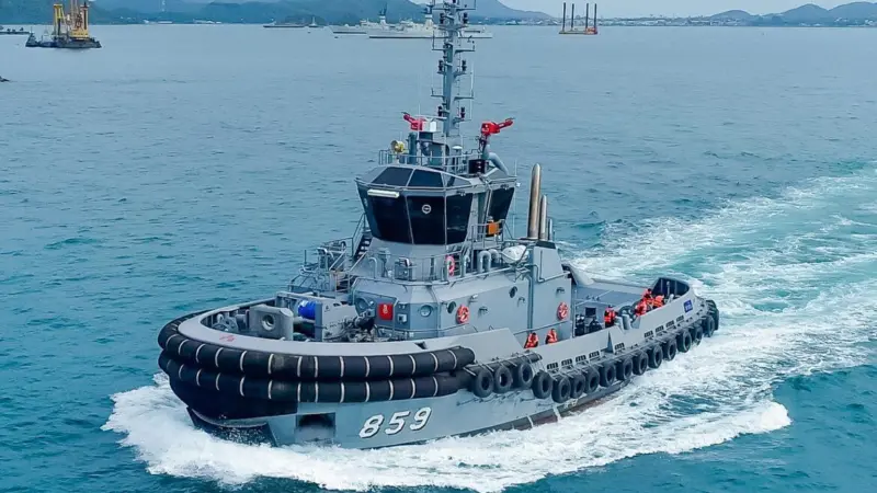 The Royal Thai Navy's new tug has accommodation for 20 persons (RAL)