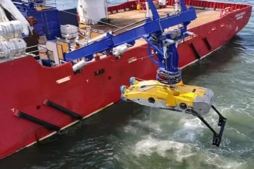 Viking Reach and ROV Surveyor Interceptor