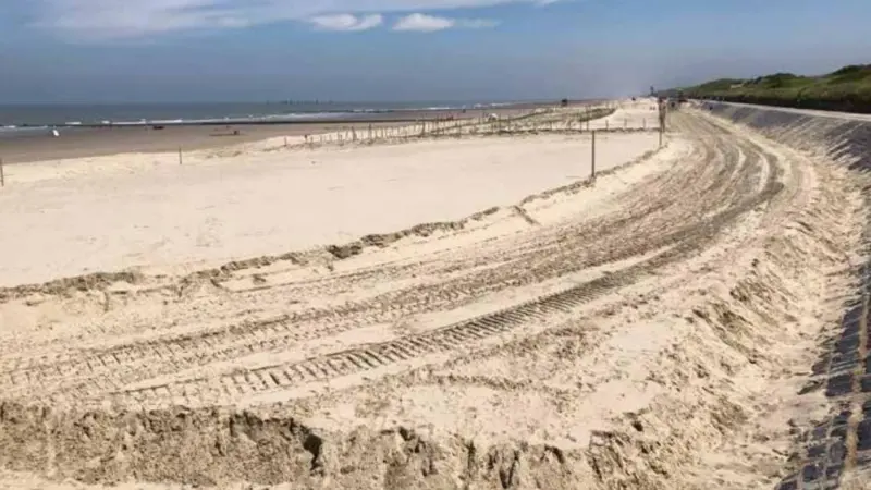EMB sand sea walls