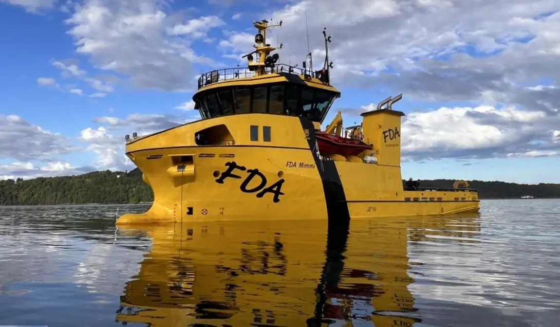 The workboat 'FDA Mimmi' is of a conventional vessel configuration (Fitjar)