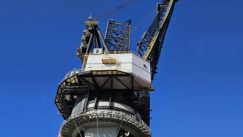 Hapo's two new cranes will have a 1200 ton lifting capacity (Hapo Barges)