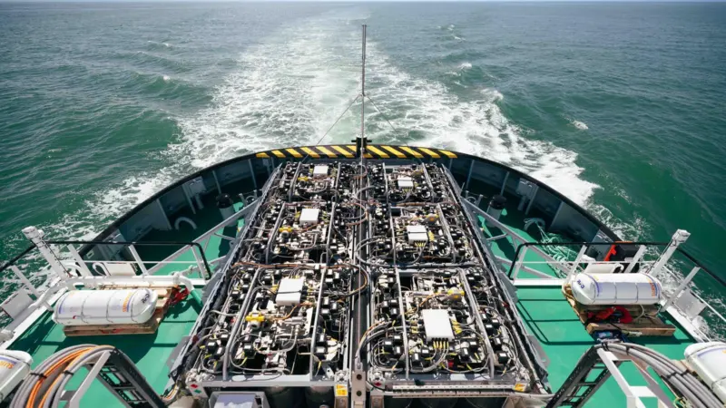 'Hydrotug 1' stores compressed hydrogen in six stillages installed on deck (CMB.TECH)