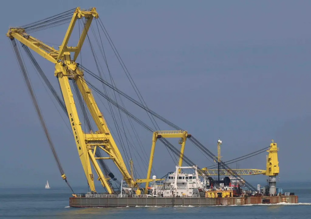 'Taklift 4' is now owned by Hebo Maritime Service (Peter Barker)