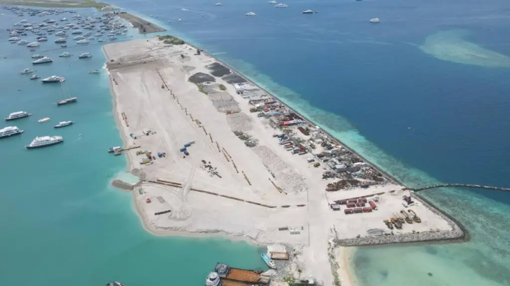 Hulhumalé Phase 3 site A reclaimed, work on site B reclamation (Urbanco)