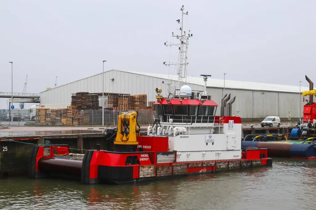 'Viking Energy' is Ports of Jersey's latest addition, a Neptune Workboats EuroCarrier 2611 workboat (Peter Barker)