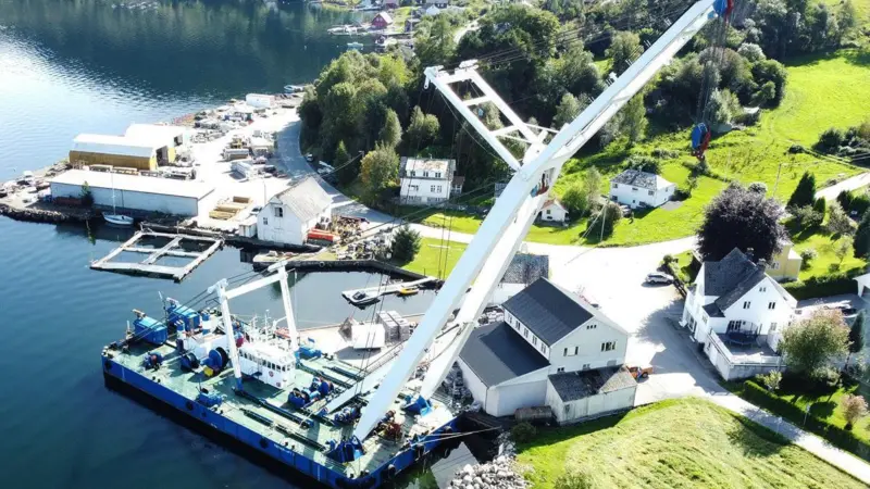 'Koole Lift 400' has a long and illustrious history within the marine salvage sector  (Koole Contractors)