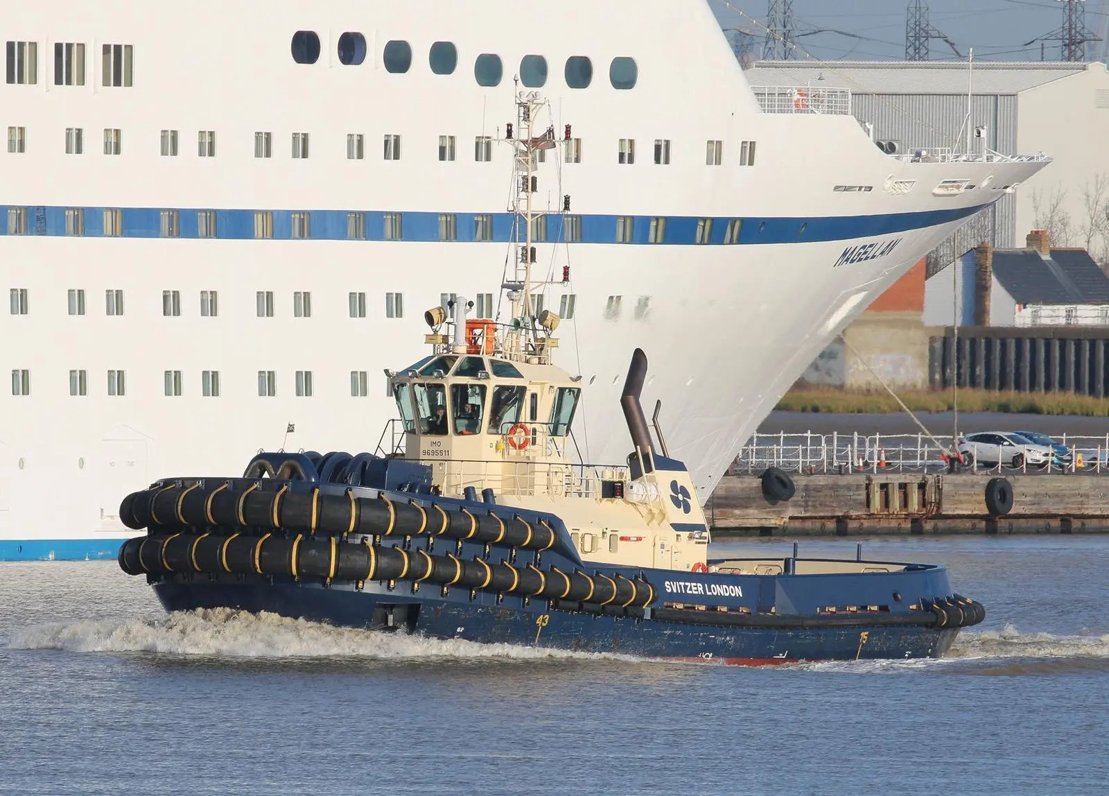 Svitzer operates a diverse and modern fleet of shiphandling tugs (Peter Barker)