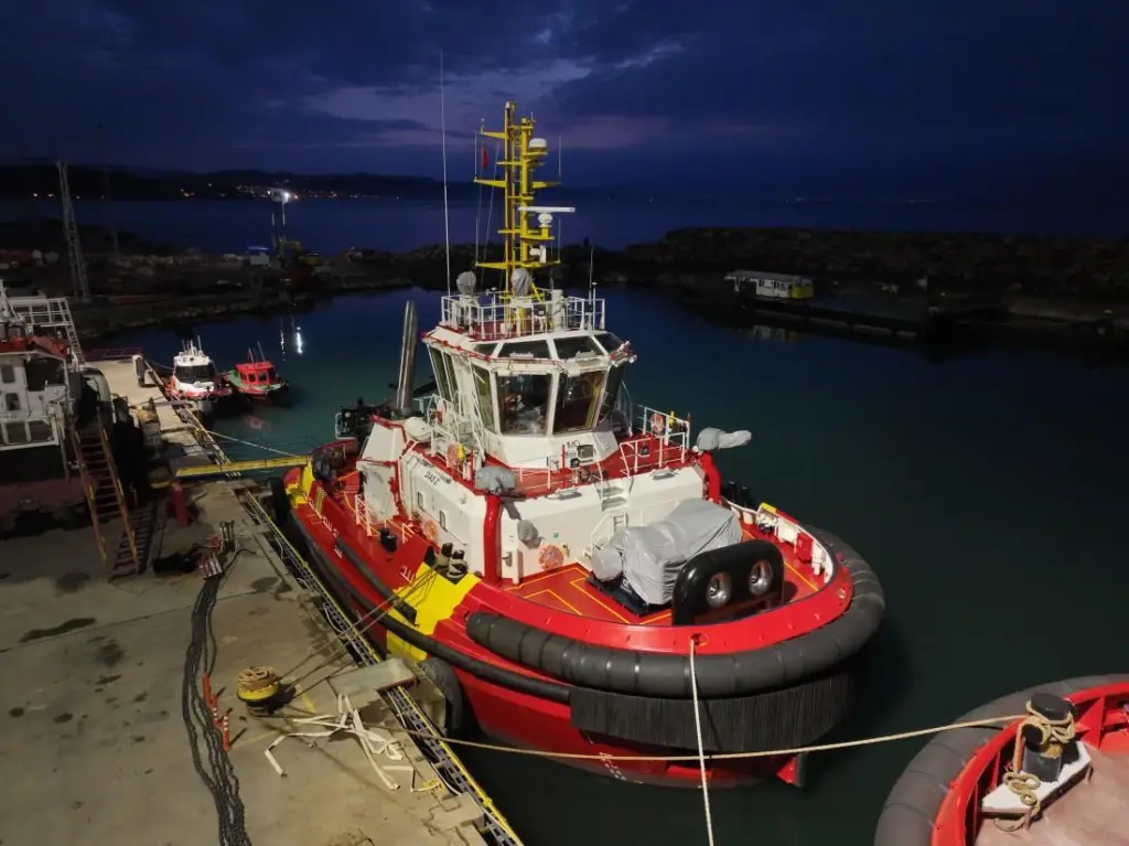 Nemeca Z's new tug was delivered after a passage of just three days (Med Marine)