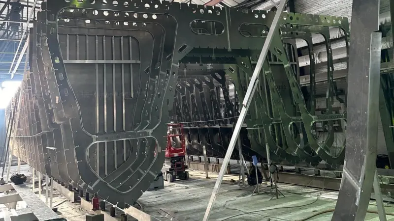 Brevity vessel in build