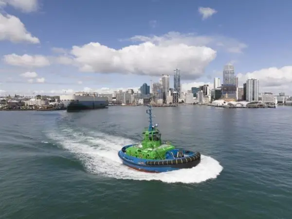 RSD-E Tug 2513 Sparky