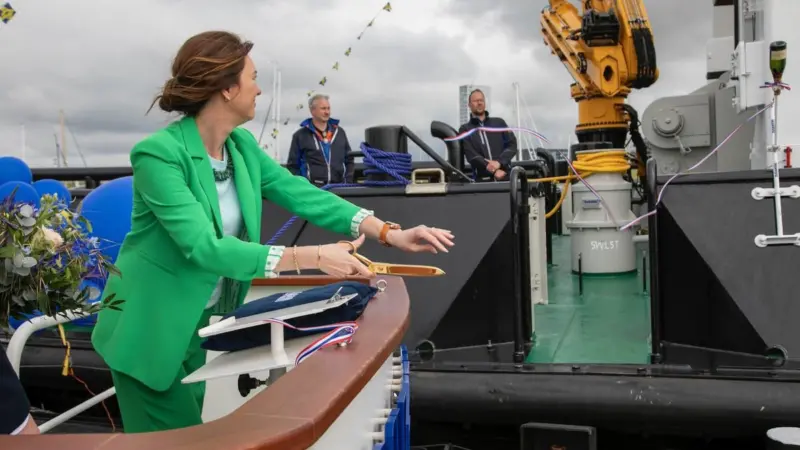 Naming of the Damen ASD Tug 3212 Multratug 35 (2)