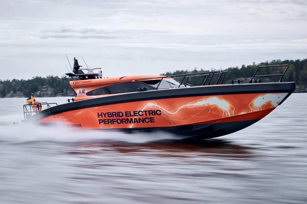 Marell M17 Hybrid patrol boat