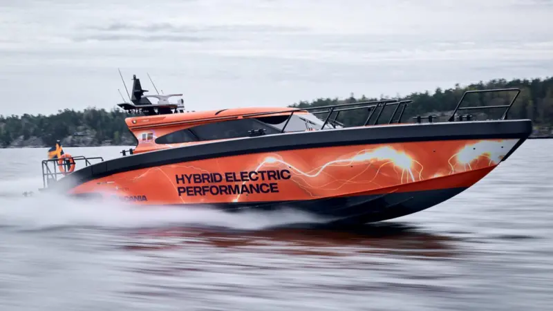 Marell M17 Hybrid patrol boat