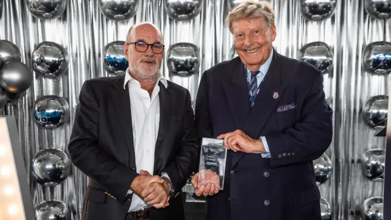 Andrew Webster presenting the Lifetime Achievement ECMA to Robert Glen, of E P Barrus