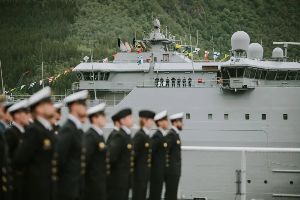 Coast guard vessel KV Hopen naming