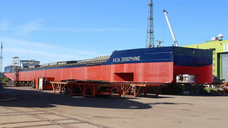 Shiprepair_Kaja-Josephine_01_EF