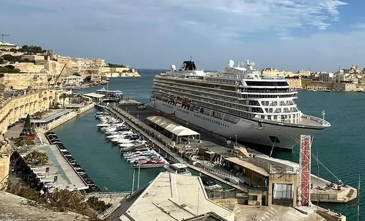 Global-Ports-Holding-Celebrates-Sustainability-Milestone-with-Valletta-Cruise-Ports--Successful-Shore-Power-Integration-01