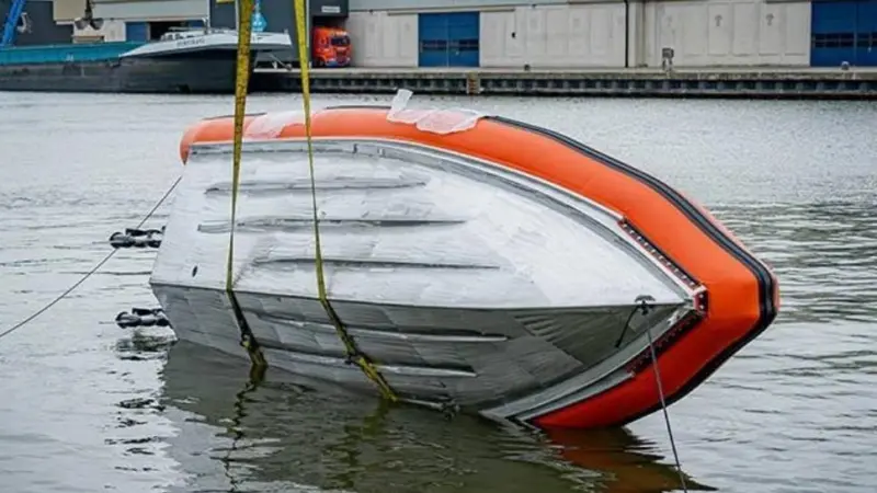Tilting test for the Chaterina D-Class