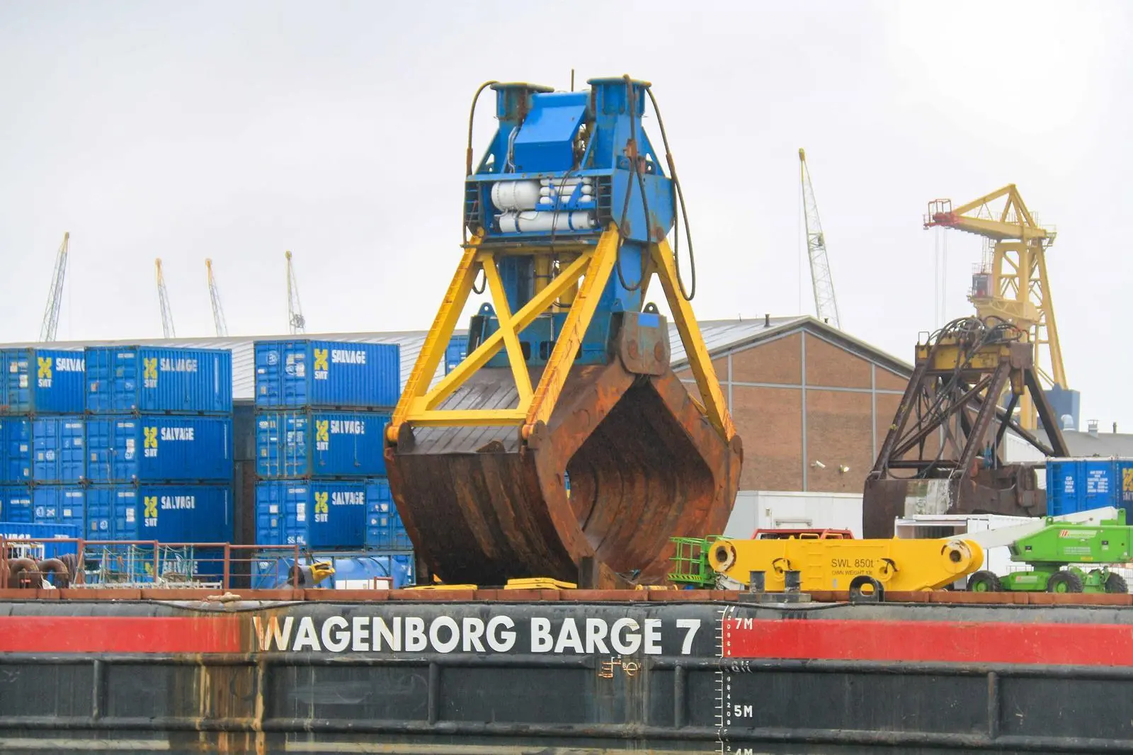 Giant hydaruilic grabs are part of Smit's wreck removal toolkit (Peter Barker)