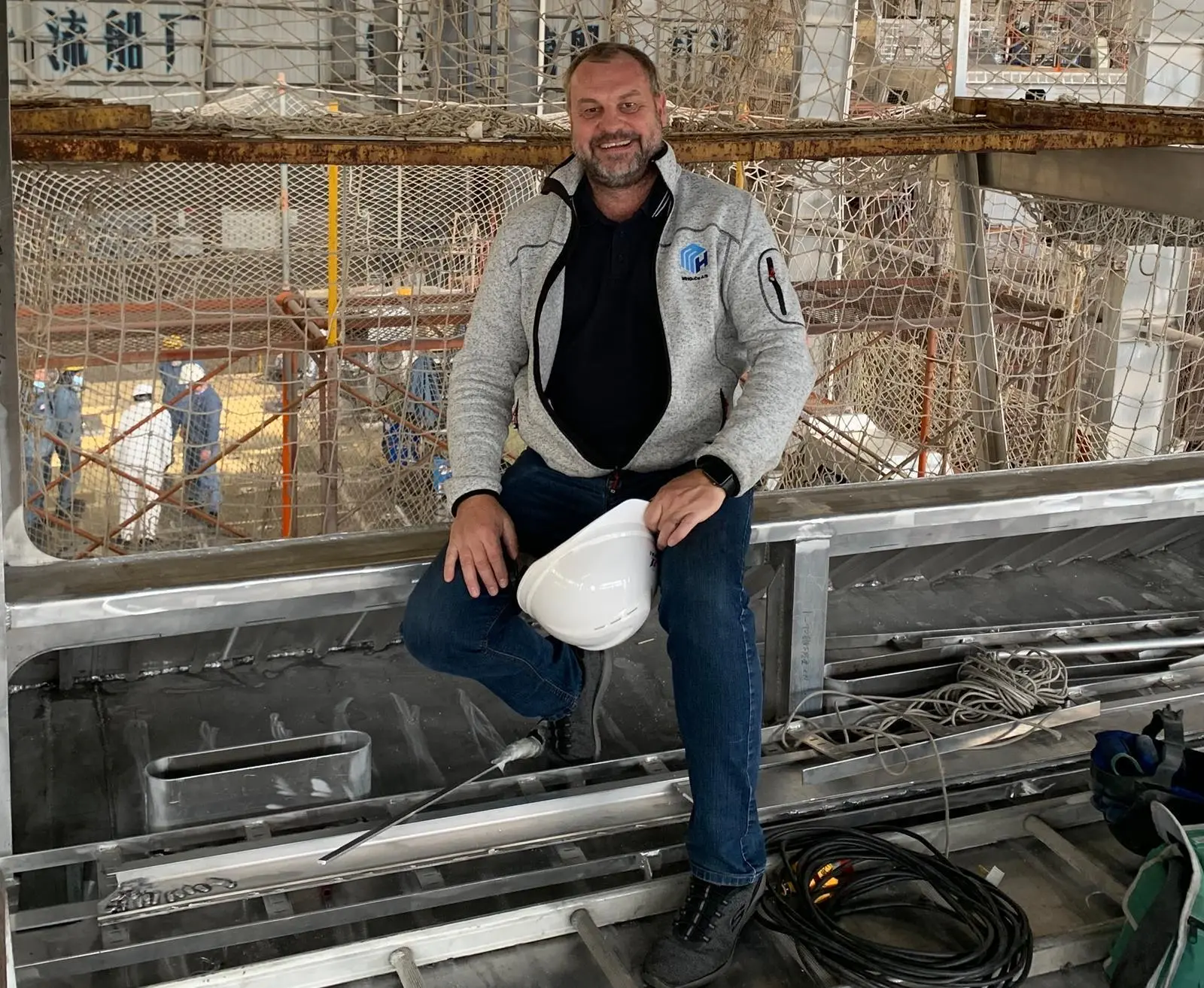 Mik Henriksen during the building of MHO Boreas