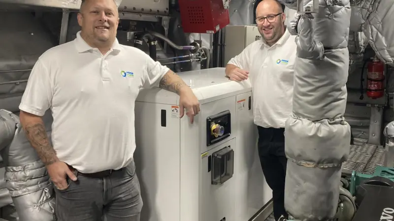 (L-R) Stuart Holland Parts and Engines Sales Manager Daniel Platten Service Manager - Kohler Marine Generator Dealer