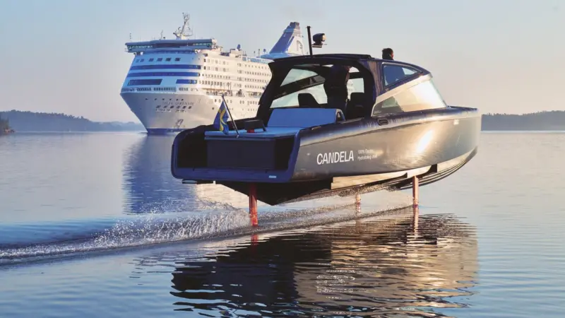 Image shows Candela C-8 in Furusundsleden, on its way from Stockholm to Mariehamn, meeting a Finland ferry, Silja Serenade