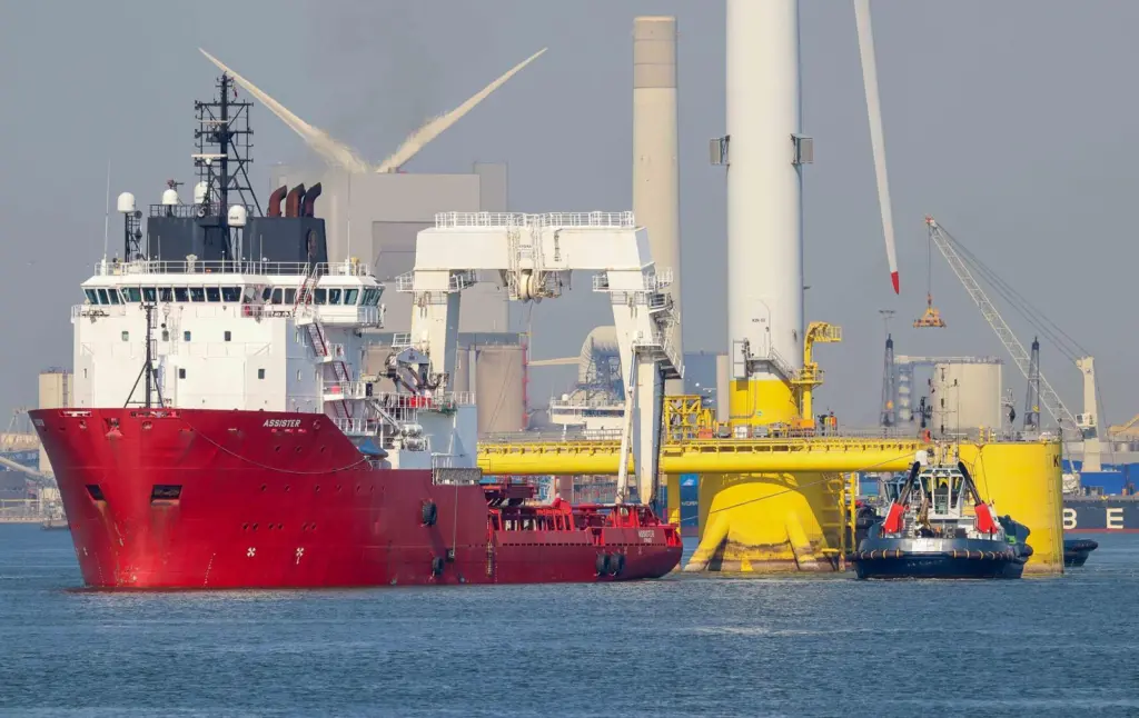 Offshore infrastructure increasingly involves the renewable energy sector (Peter Barker)