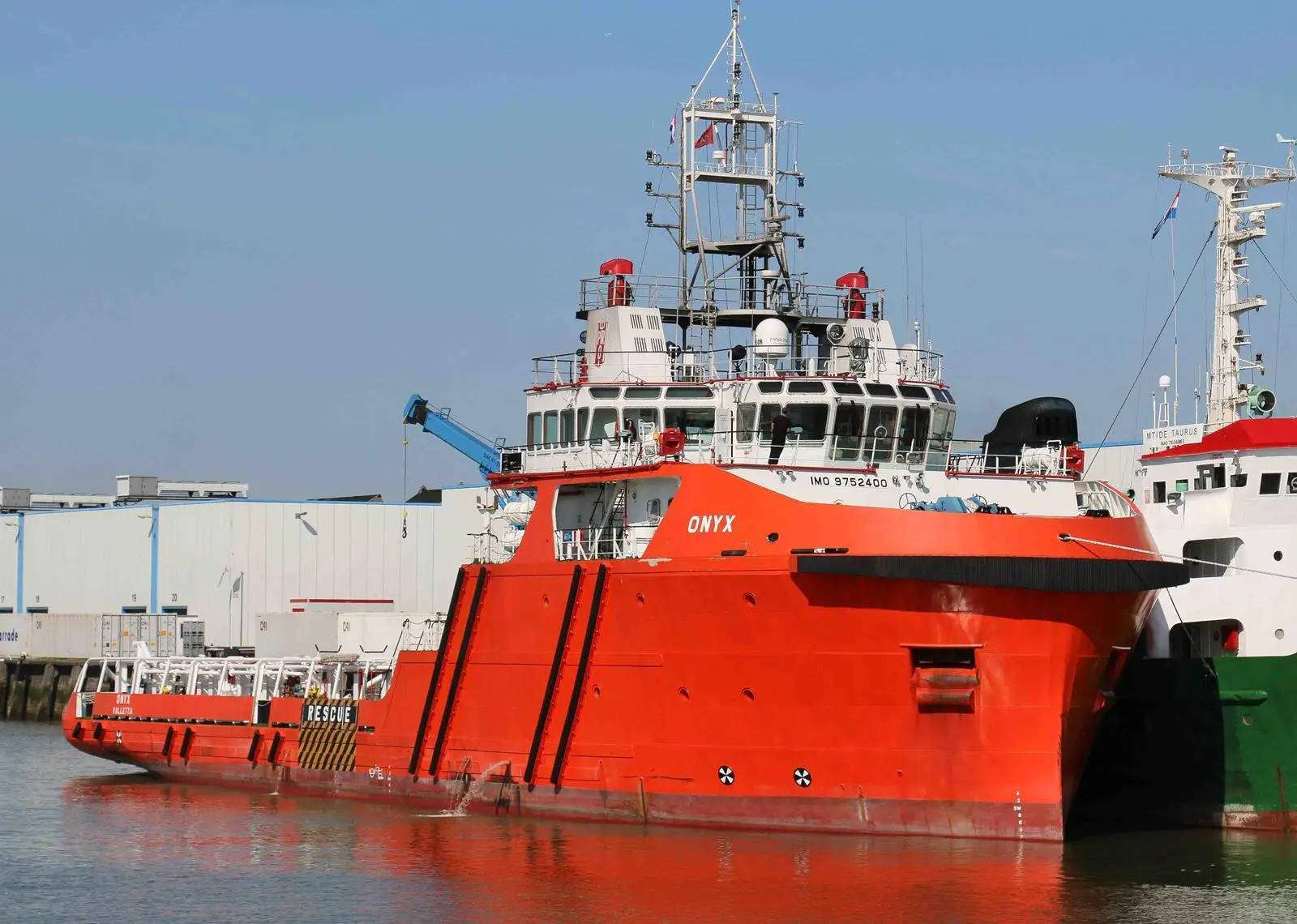 Anchor-handlers are mostly employed in the offshore O&G industry (Peter Barker)