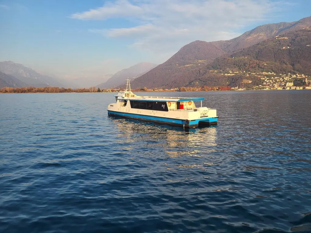 Ampereship_Iseo-Faehre_01