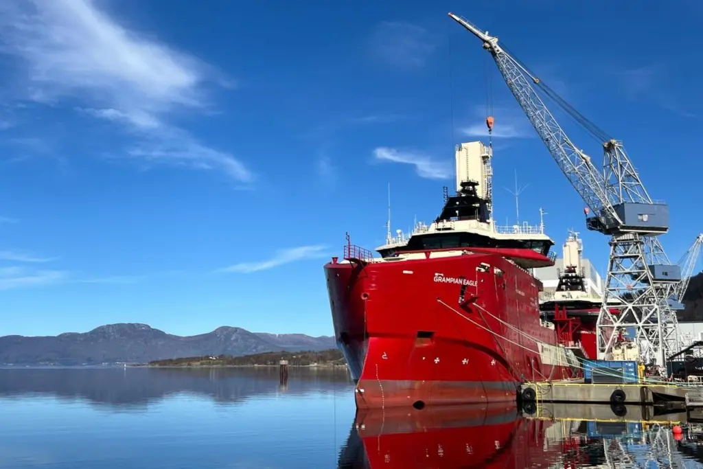 North Star’s CSOVs are of Vard design, vessel pictured on the quayside