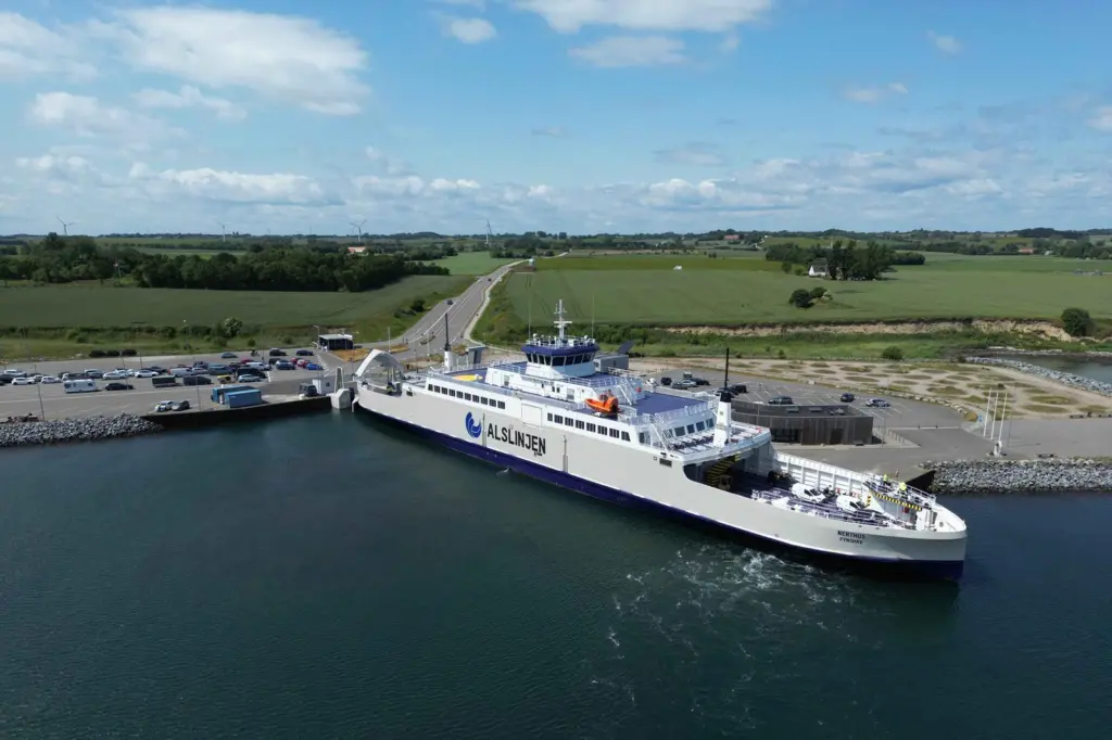 The picture shows the Nerthus e-ferry on the water