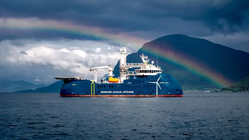 The image shows the Windea Curie CSOV on the water