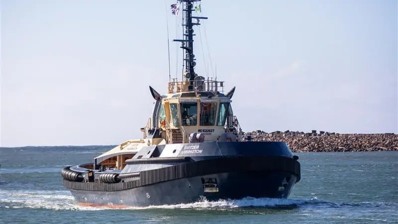 Svitzer Barrington tugboat at sea