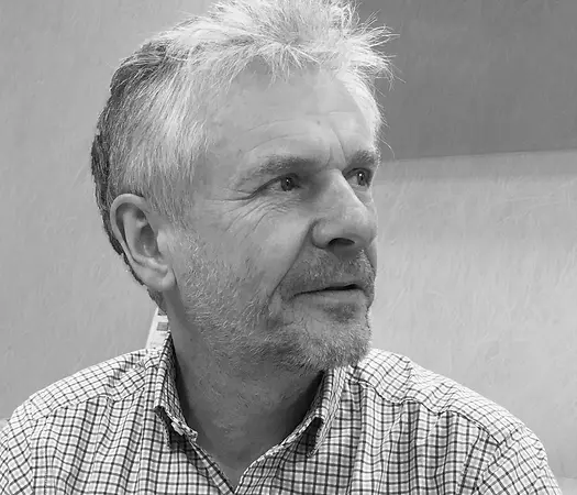 Paul Cairns